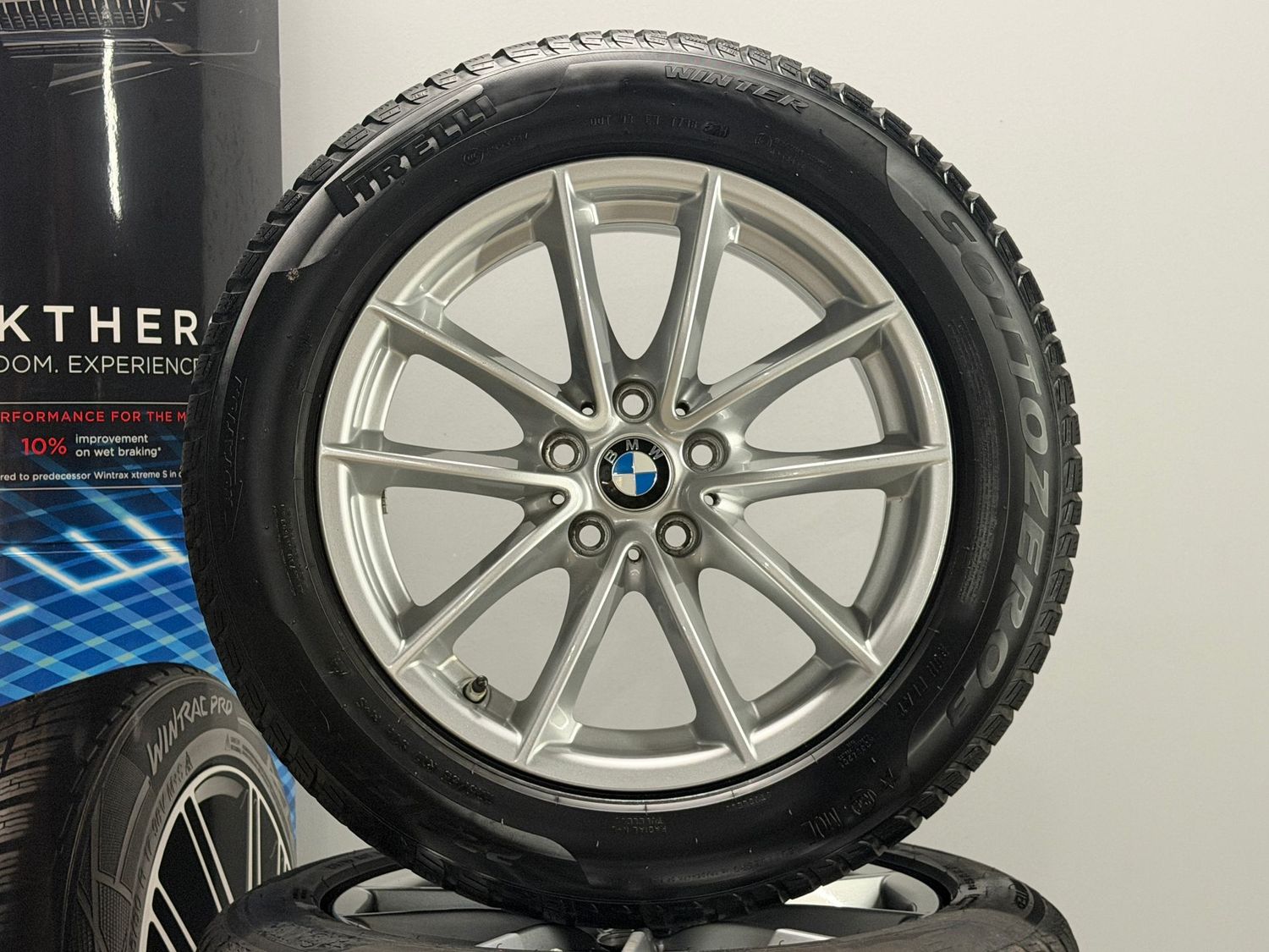 BMW 5er 17 Zoll Winterreifen Original Kompletträder 618 G30 G31 BMW 5er 17 Zoll Winterreifen Original Kompletträder 618 G30 G31