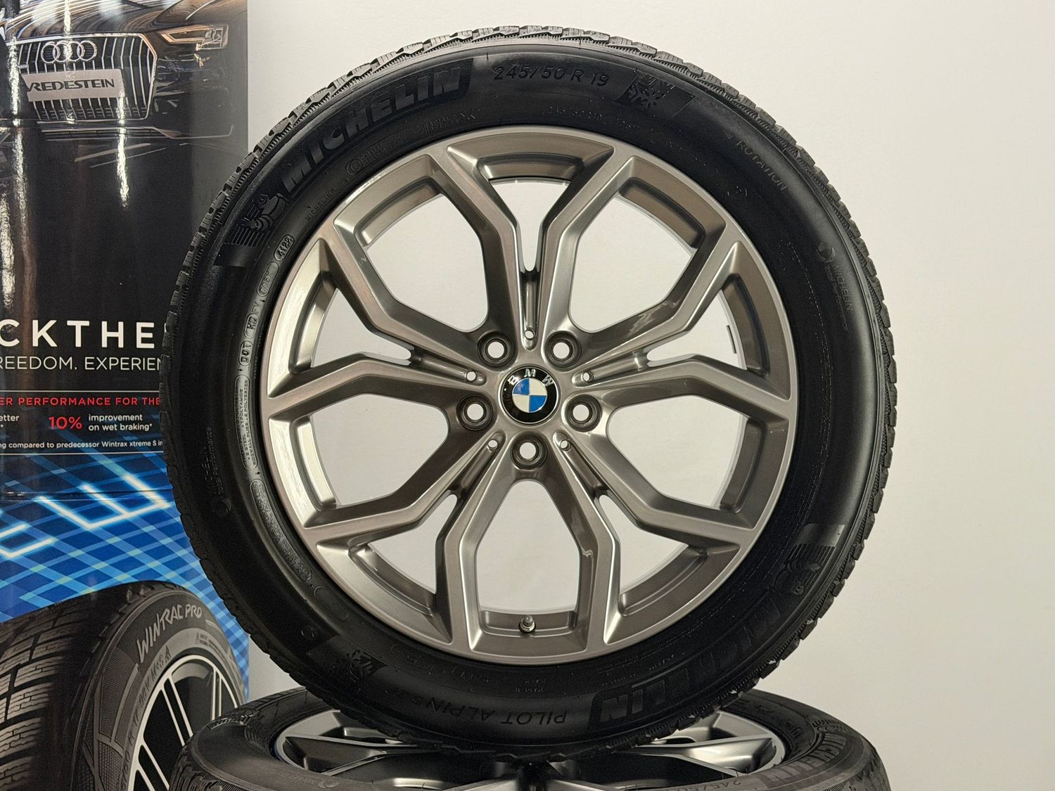 BMW X3 X4 19 Zoll Winterreifen Original Kompletträder 694 G01 G02 BMW X3 X4 19 Zoll Winterreifen Original Kompletträder 694 G01 G02