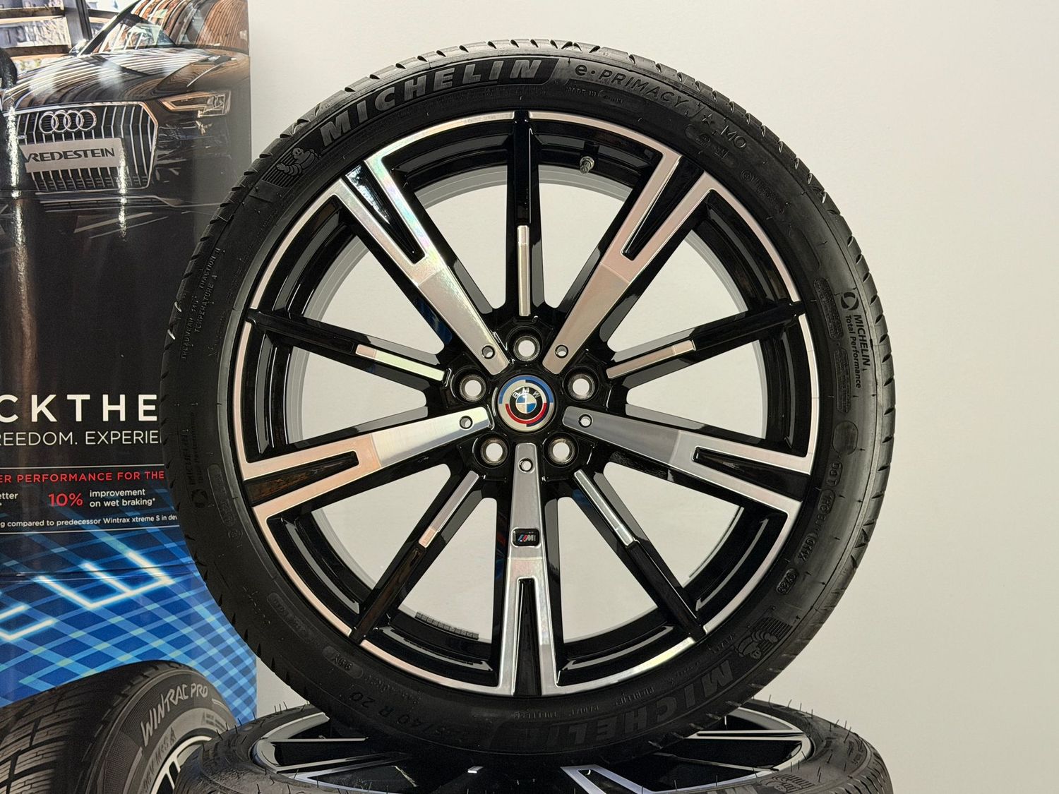 BMW 5er i5 G60 G61 20 Zoll Styling M938 Original Kompletträder Sommer BMW 5er i5 G60 G61 20 Zoll Styling M938 Original Kompletträder Sommer