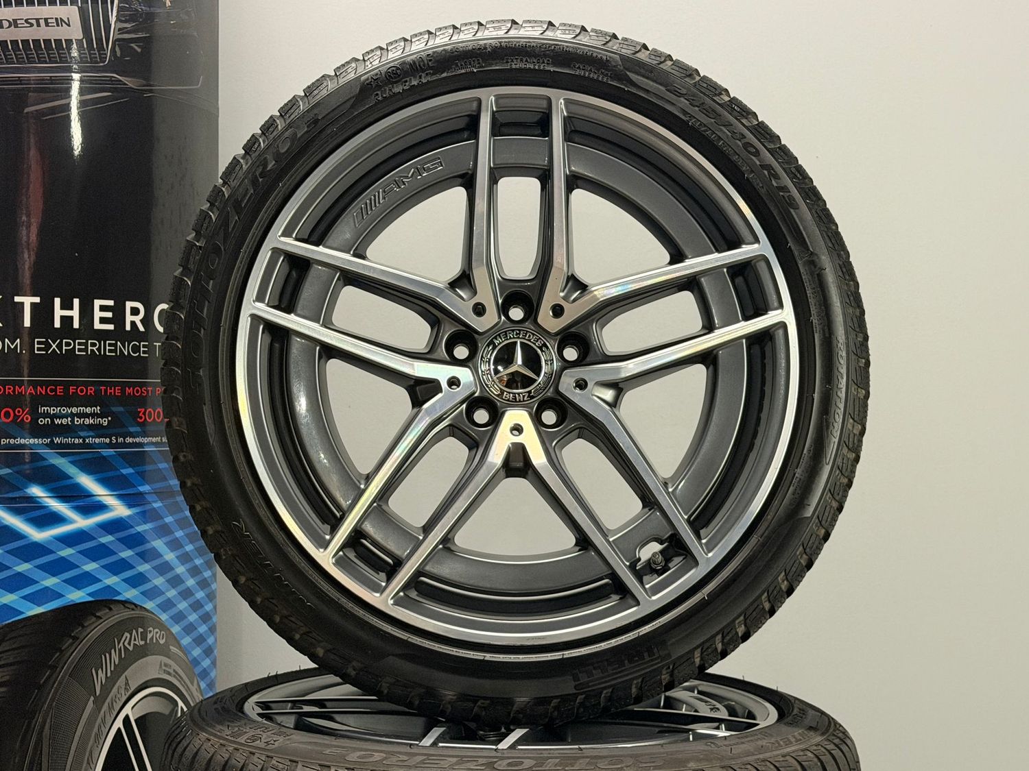 Mercedes E Klasse 19 Zoll E53 AMG Winterreifen Original Kompletträder W213 S213 Mercedes E Klasse 19 Zoll E53 AMG Winterreifen Original Kompletträder W213 S213