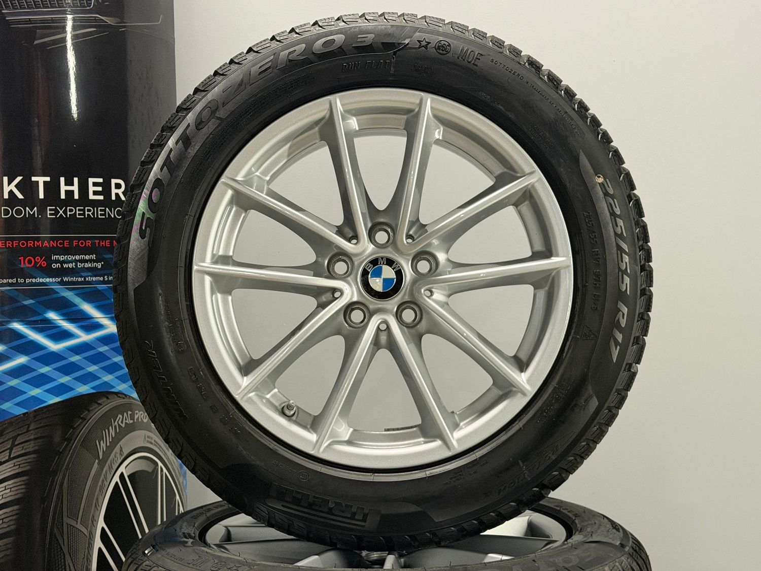 BMW 5er 17 Zoll Winterreifen Original Kompletträder 618 G30 G31 BMW 5er 17 Zoll Winterreifen Original Kompletträder 618 G30 G31