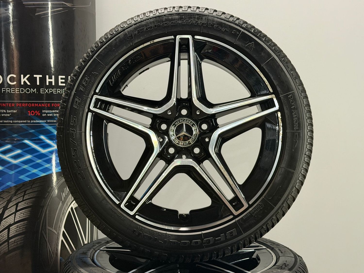 Mercedes A Klasse 18 Zoll AMG Felgen Original Kompletträder Allwetter W177