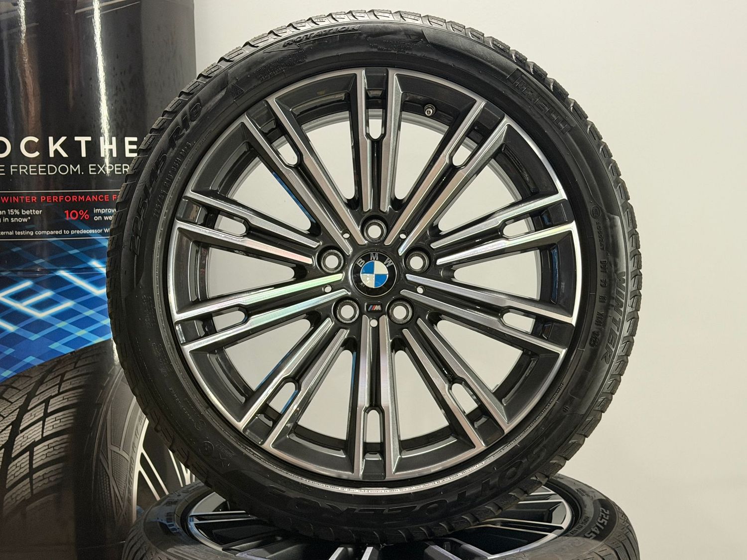 BMW 3er 4er 18 Zoll Winterreifen Original Kompletträder M790 G20 G21 BMW 3er 4er 18 Zoll Winterreifen Original Kompletträder M790 G20 G21