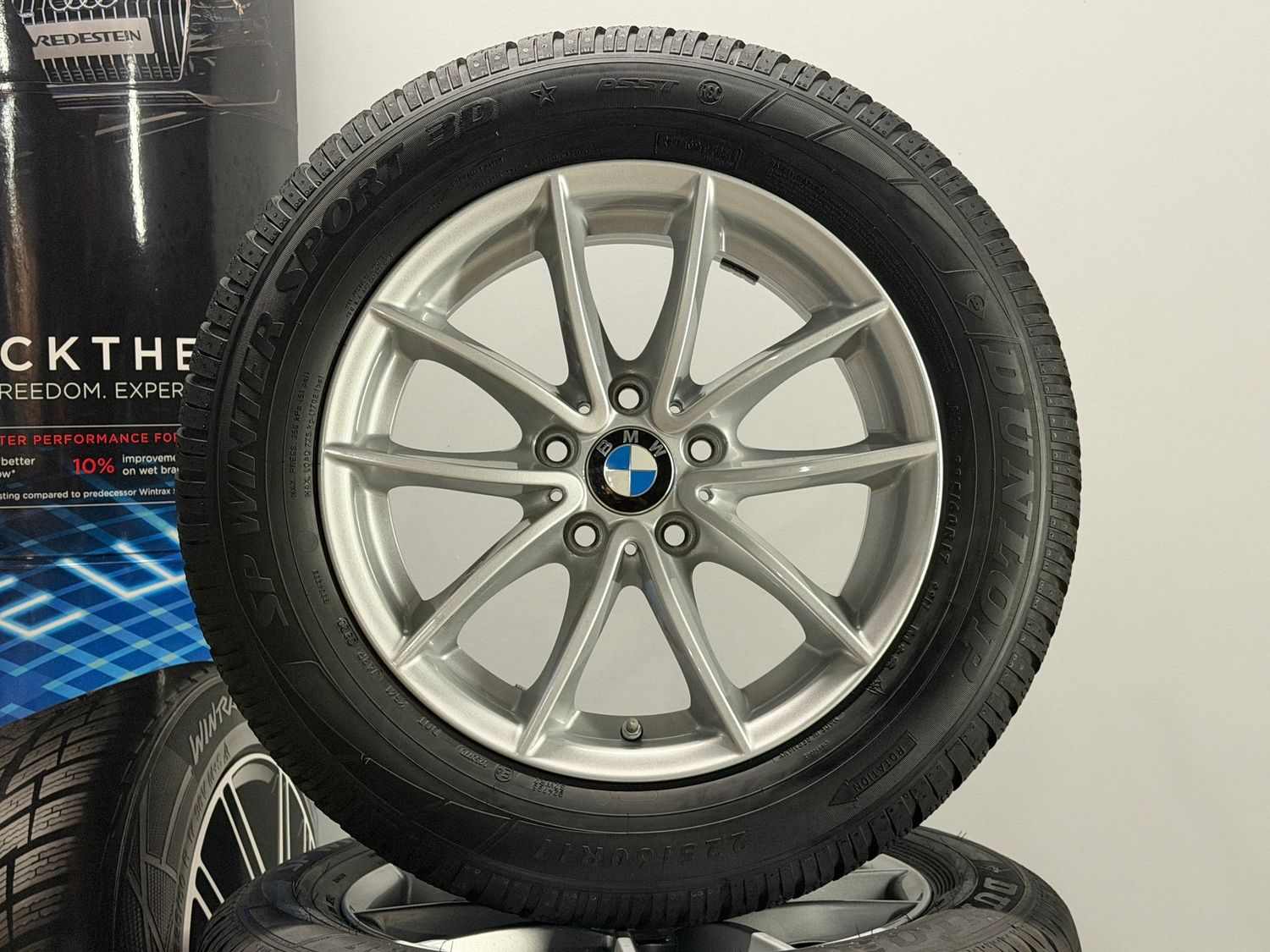 BMW X3 X4 17 Zoll Winterreifen Original Kompletträder 307 F25 F26 BMW X3 X4 17 Zoll Winterreifen Original Kompletträder 307 F25 F26