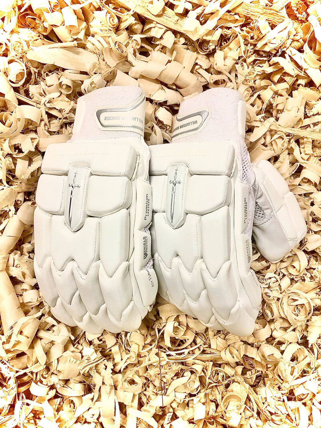 WB Classic Batting Gloves
