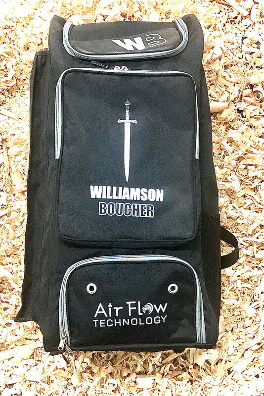 WB Classic Junior Duffle Bag