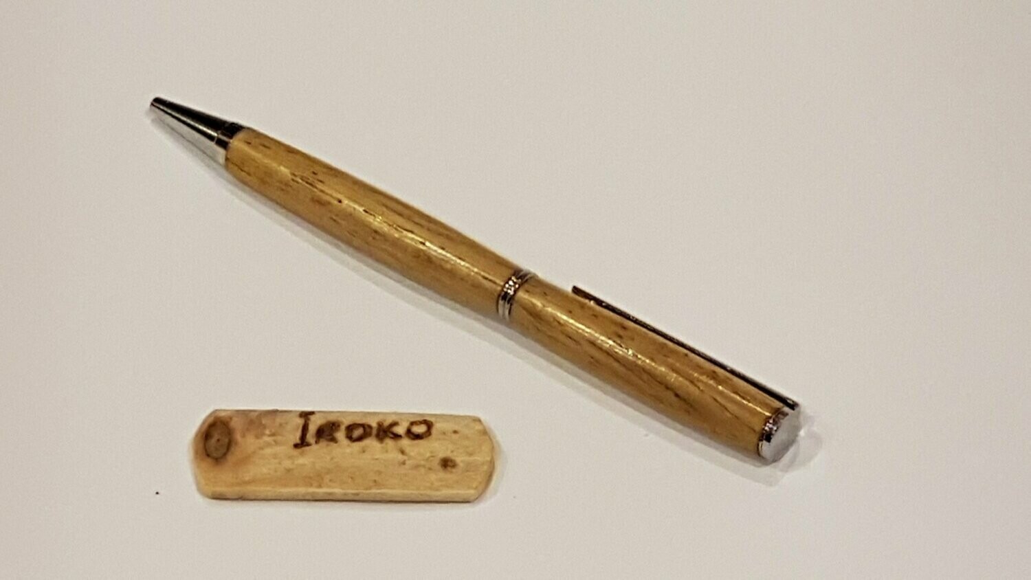 Slimline twist pen