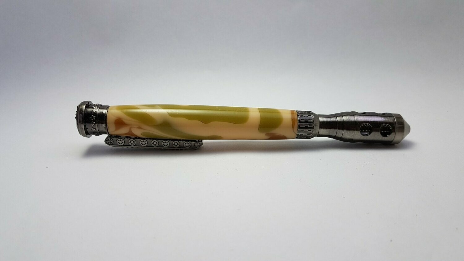 TANK PEN