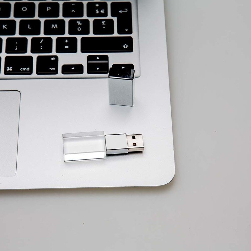 Silver Crystal USB
