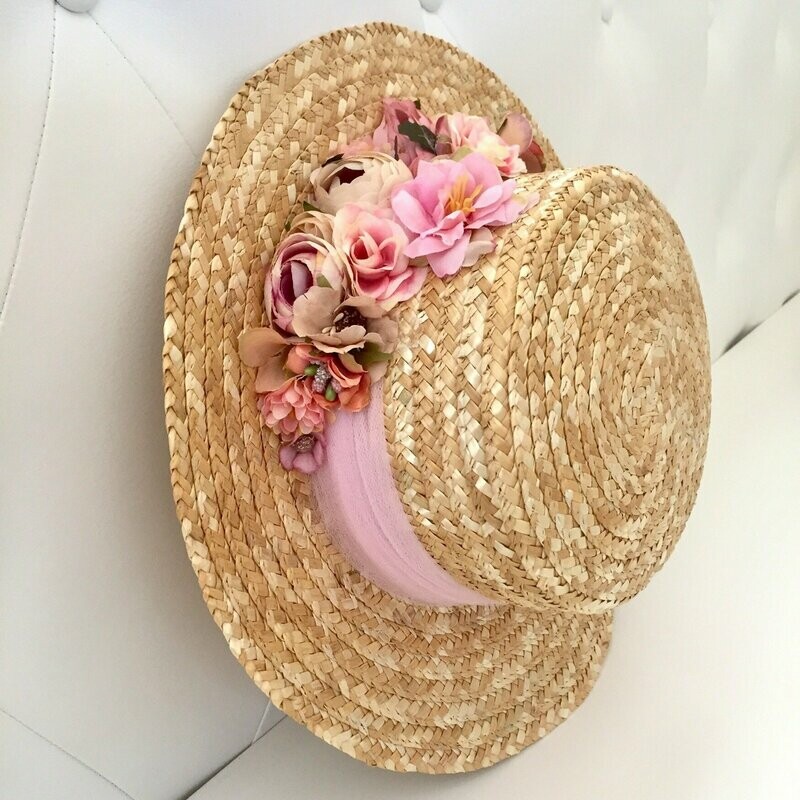 Ala ancha tul rosa y beige