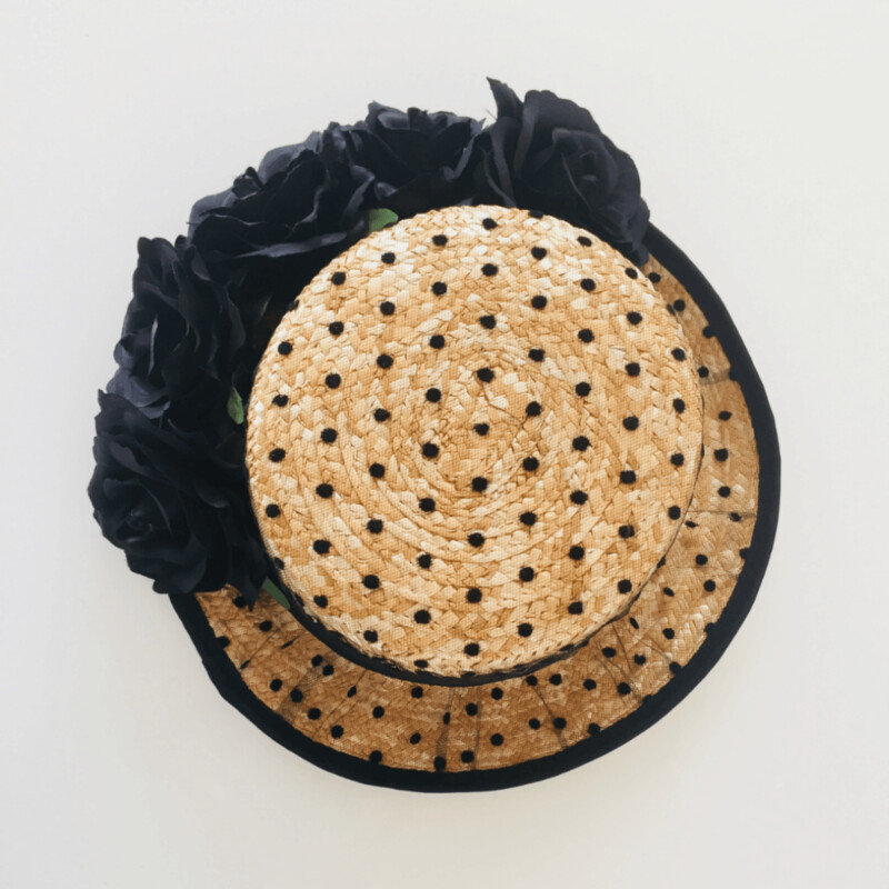 Canotier plumeti ribete rosas negras