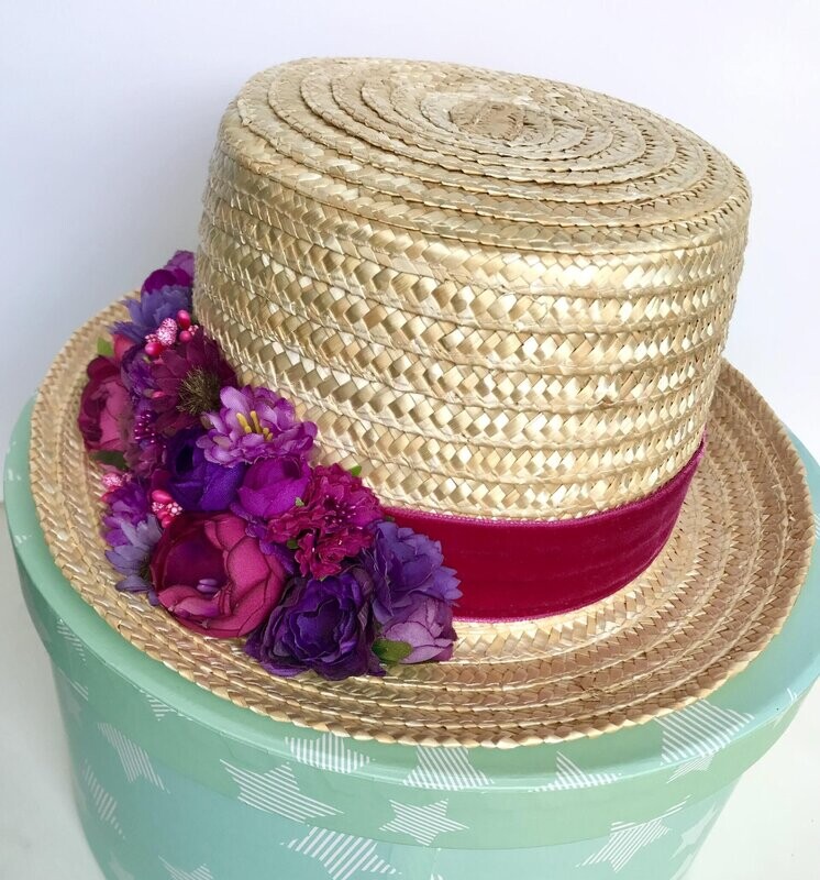 Straw top hat flowers fuchsia and purple