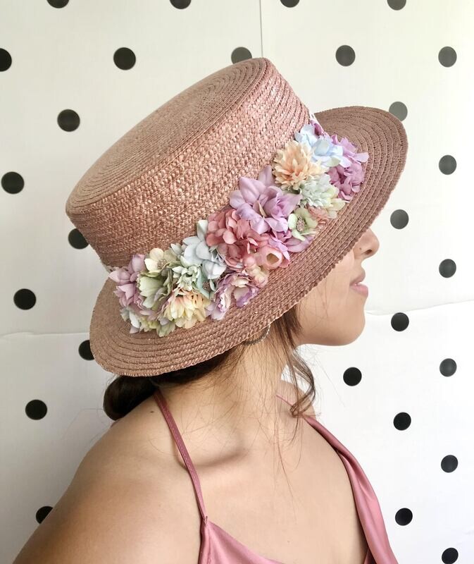 Pink straw hat and crochet