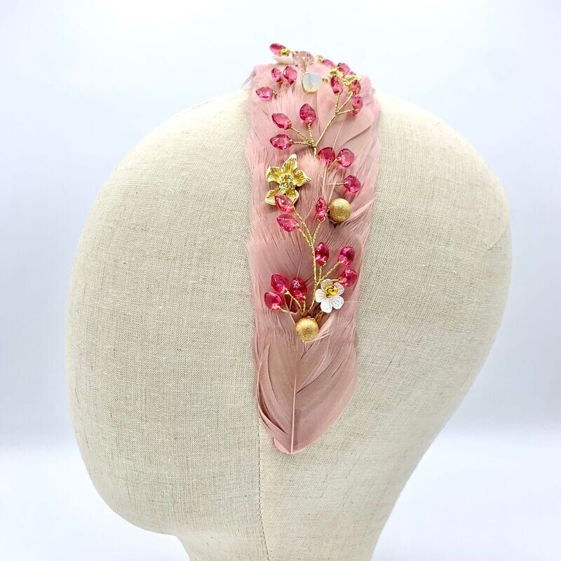 Fascinator pink feathers