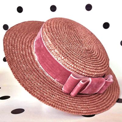 Pink straw hat top low