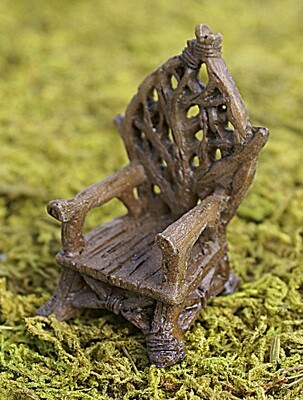 16580 Woodland Fairy Throne