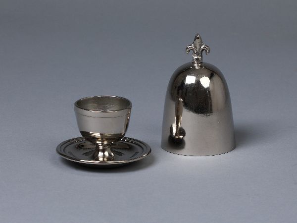 Eierbecher Haube Aluminium, Nickel Plated HxBxT 11.5 x 8.5 x 8.5 cm Eierbecher Haube Aluminium, Nickel Plated HxBxT 11.5 x 8.5 x 8.5 cm