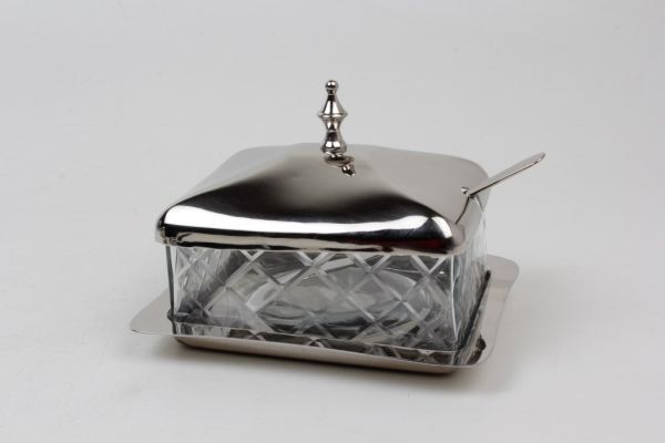 Butterdose Messing vernickelt, Glas HxBxT 10.5 x 16 x 13 cm Butterdose Messing vernickelt, Glas HxBxT 10.5 x 16 x 13 cm