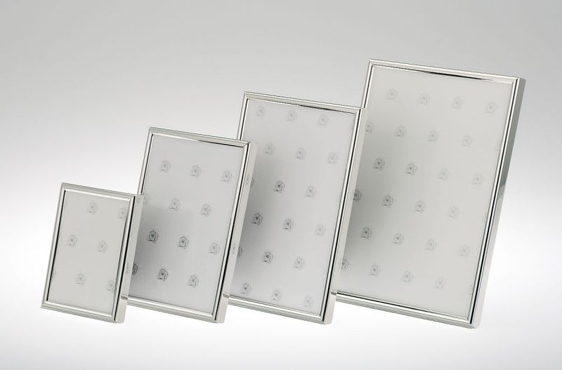 Bilderrahmen 13x18 versilbert Breite x Tiefe 13 x 18 cm Bilderrahmen 13x18 versilbert Breite x Tiefe 13 x 18 cm