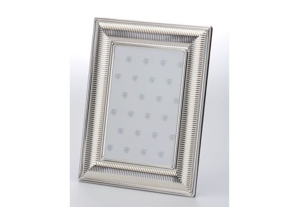 Bilderrahmen 10x15 versilbert Breite x Tiefe 17.5 x 22.5 cm Bilderrahmen 10x15 versilbert Breite x Tiefe 17.5 x 22.5 cm