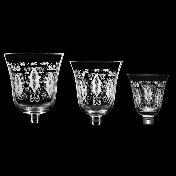 Glasaufsatz Gravur klein HxBxT 8.2 x 7 x 7 cm Glasaufsatz Gravur klein HxBxT 8.2 x 7 x 7 cm