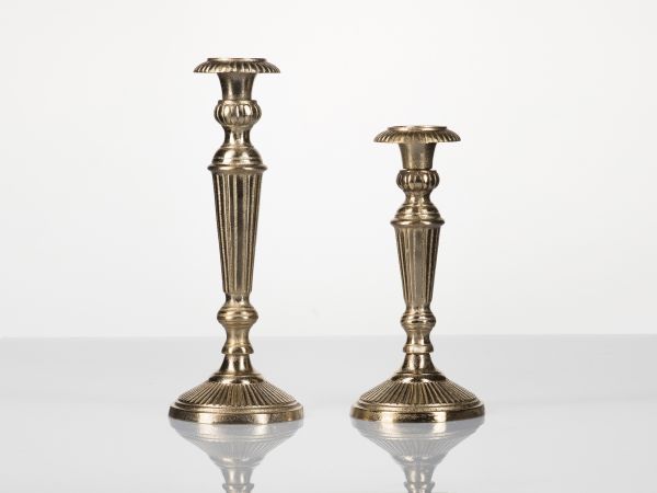 Kerzenleuchter 32cm Aluminium, gold HxBxT 32 x 12 x 12 cm Kerzenleuchter 32cm Aluminium, gold HxBxT 32 x 12 x 12 cm