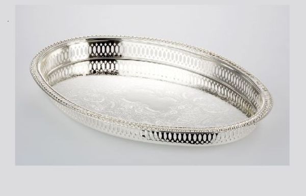 Galerietablett oval versilbert HxBxT 3 x 37 x 26 cm Galerietablett oval versilbert HxBxT 3 x 37 x 26 cm