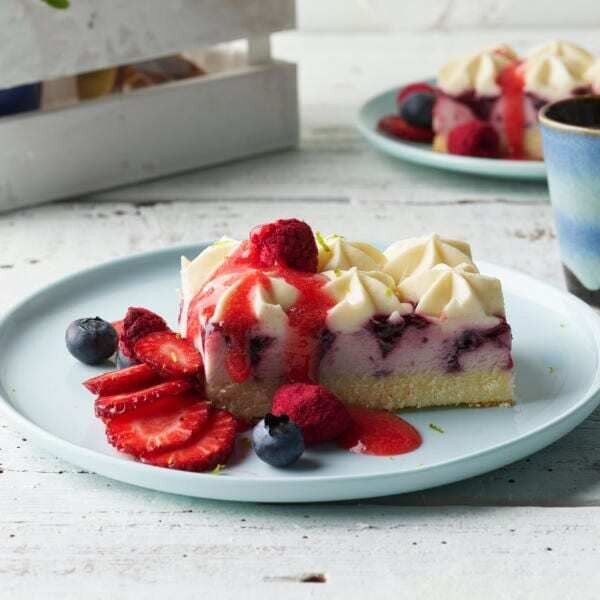 Sara Lee Mixed Berry  Cheesecake 1.35kg