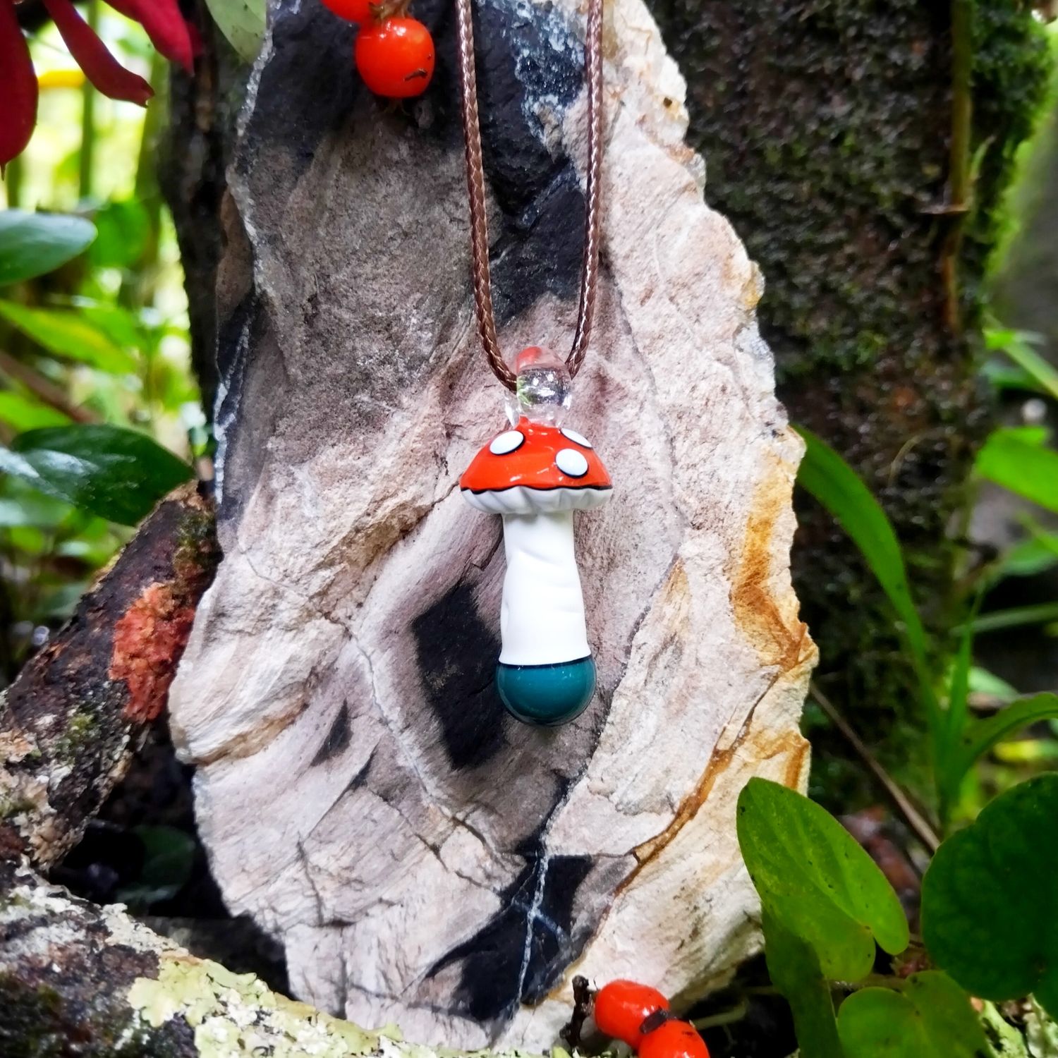 Dije de hongo amanita 