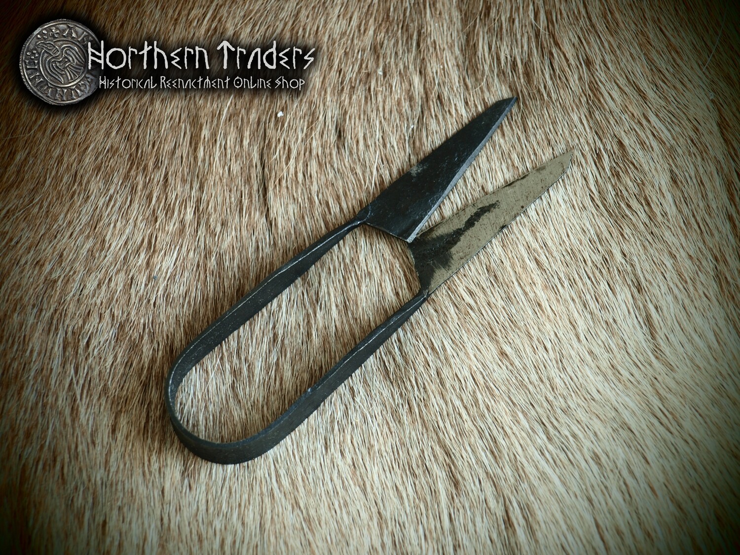 Small Primitive Shears