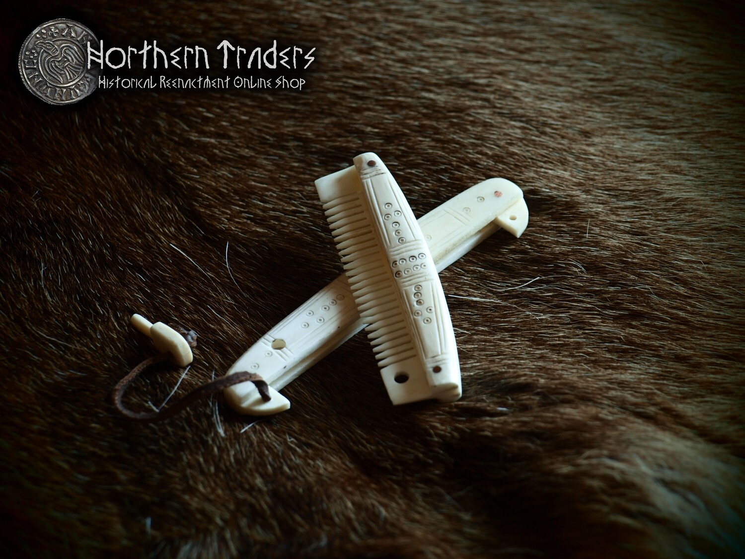 Viking Comb with Case - DEFECTIVE