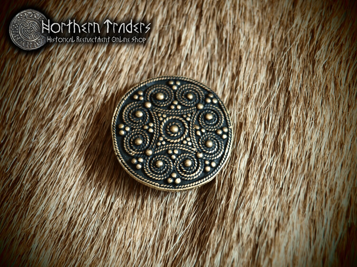 Disc Brooch with Granulation and Filigree