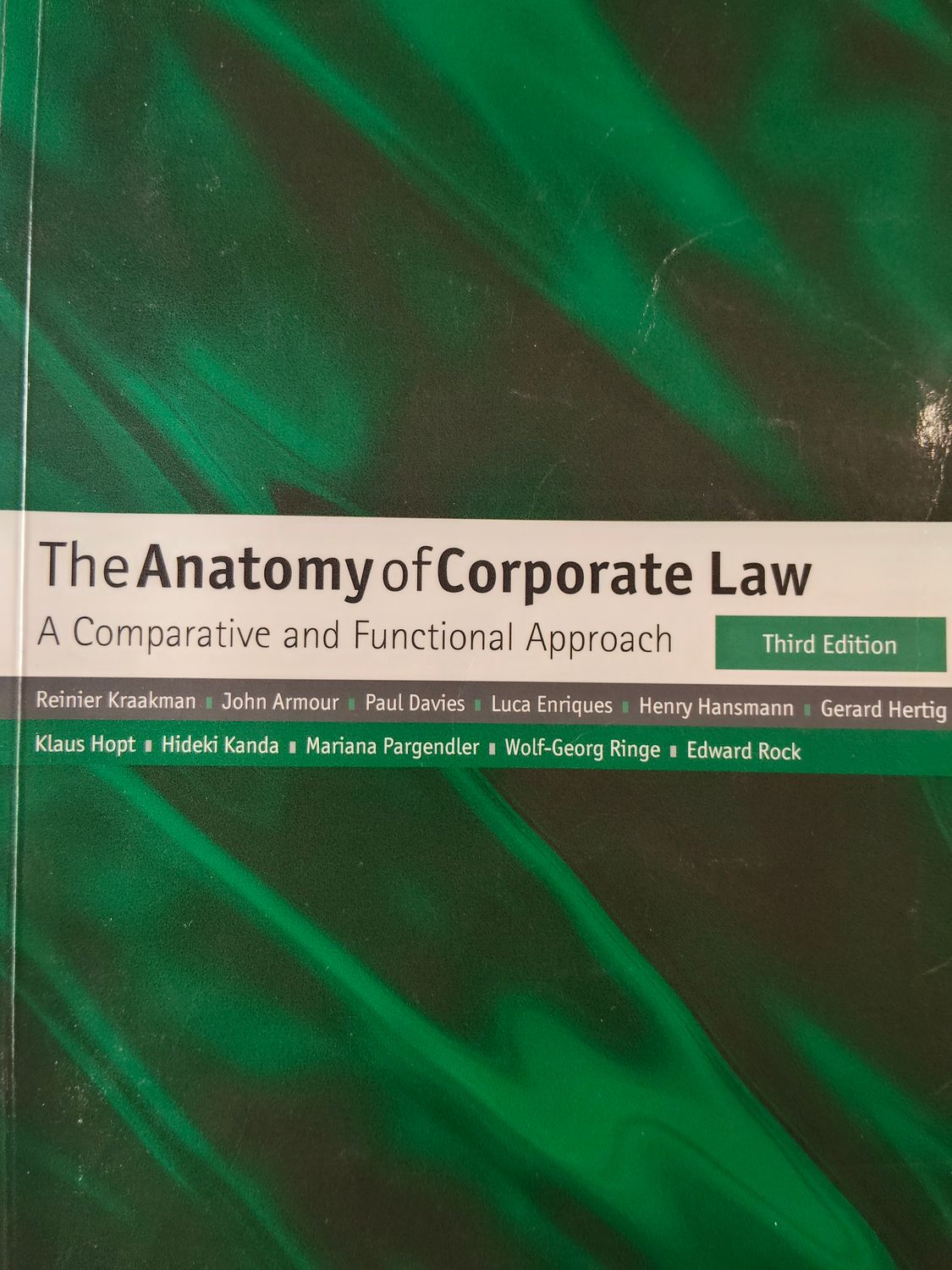Usato, The anatomy of corporate law, Oxford