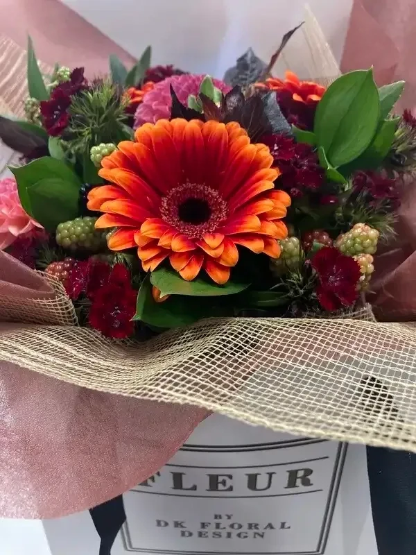 Autumn Tone Posy in Fleur Flower Bag