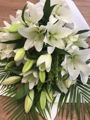Natural White Lily Bouquet