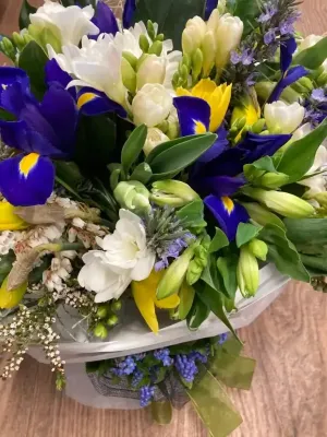 Spring Posy - Vox Box Spring Posy - Vox Box