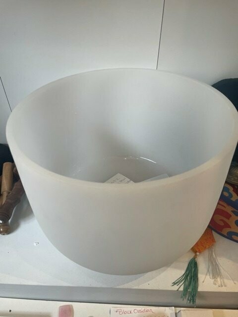Frosted Quartz Crystal Singing Bowl 30cm