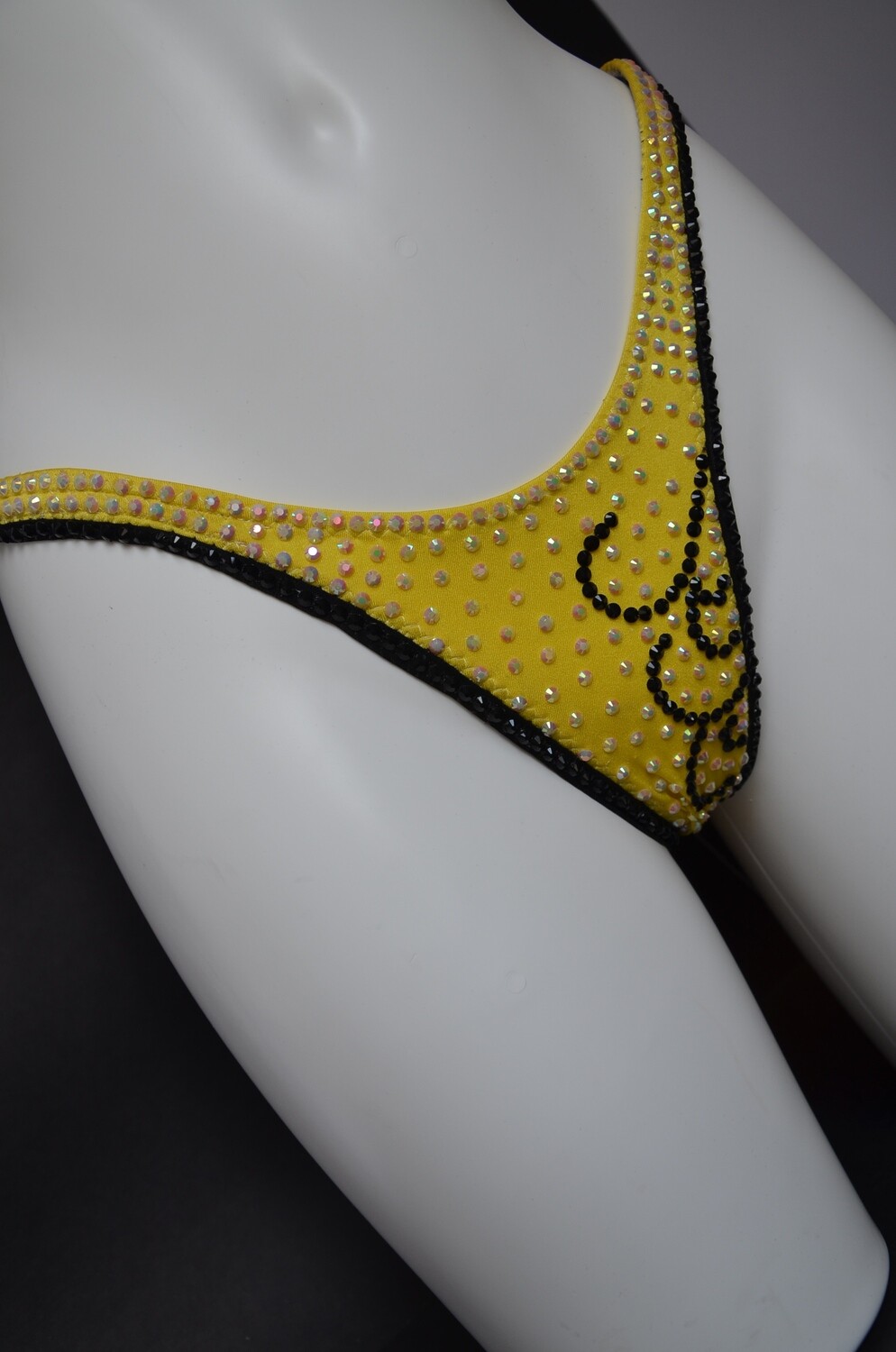 Yellow figure bikini