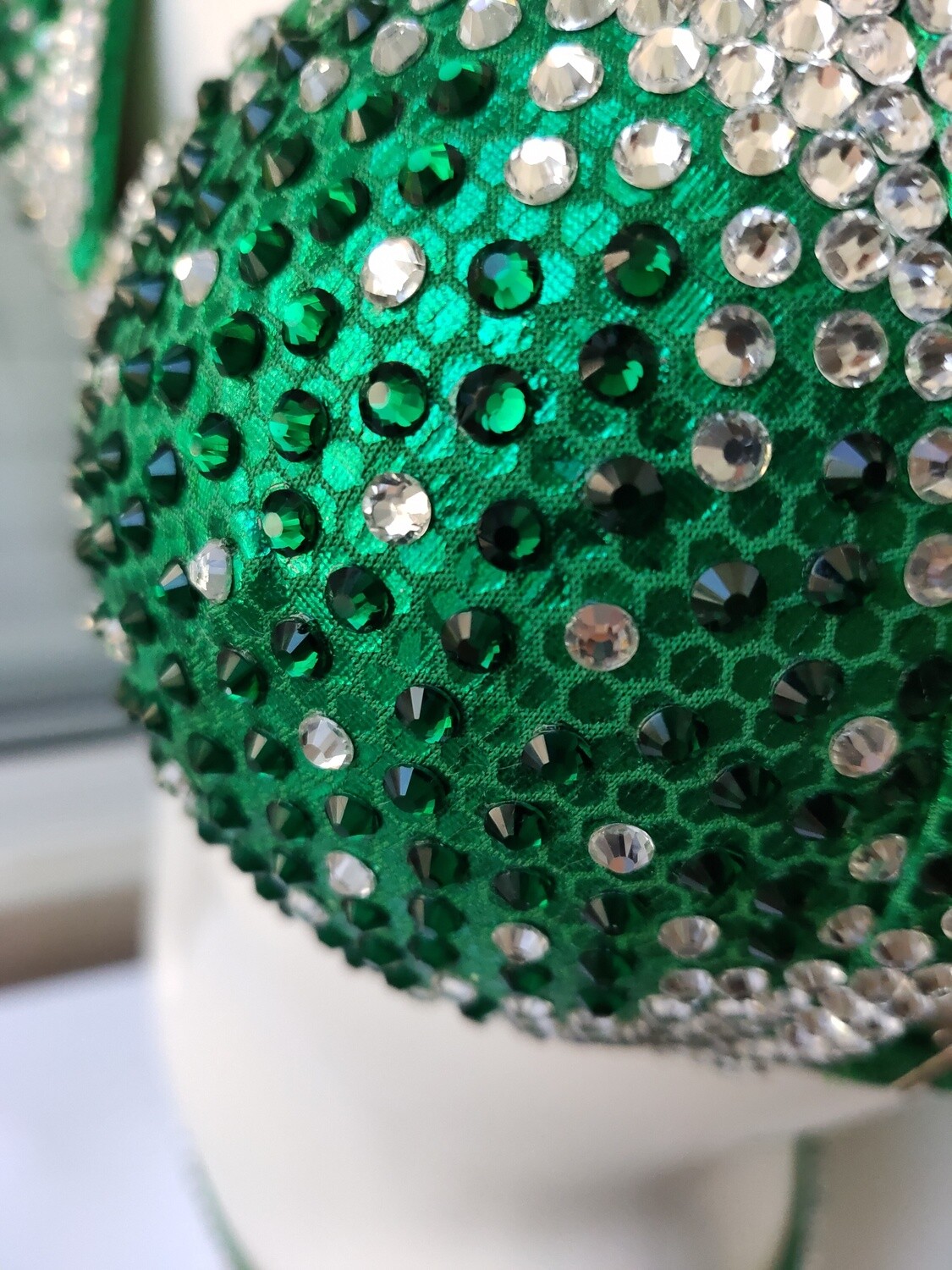 Shiny Drops Green