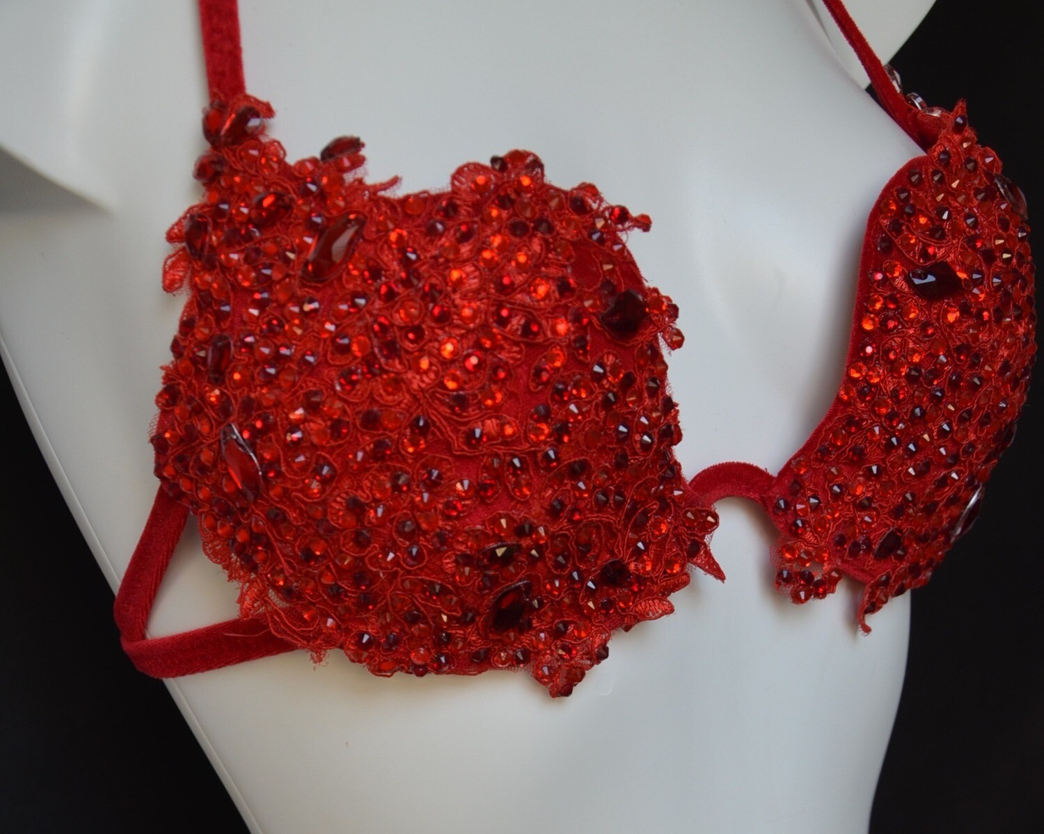 Red Afrodita (Round)