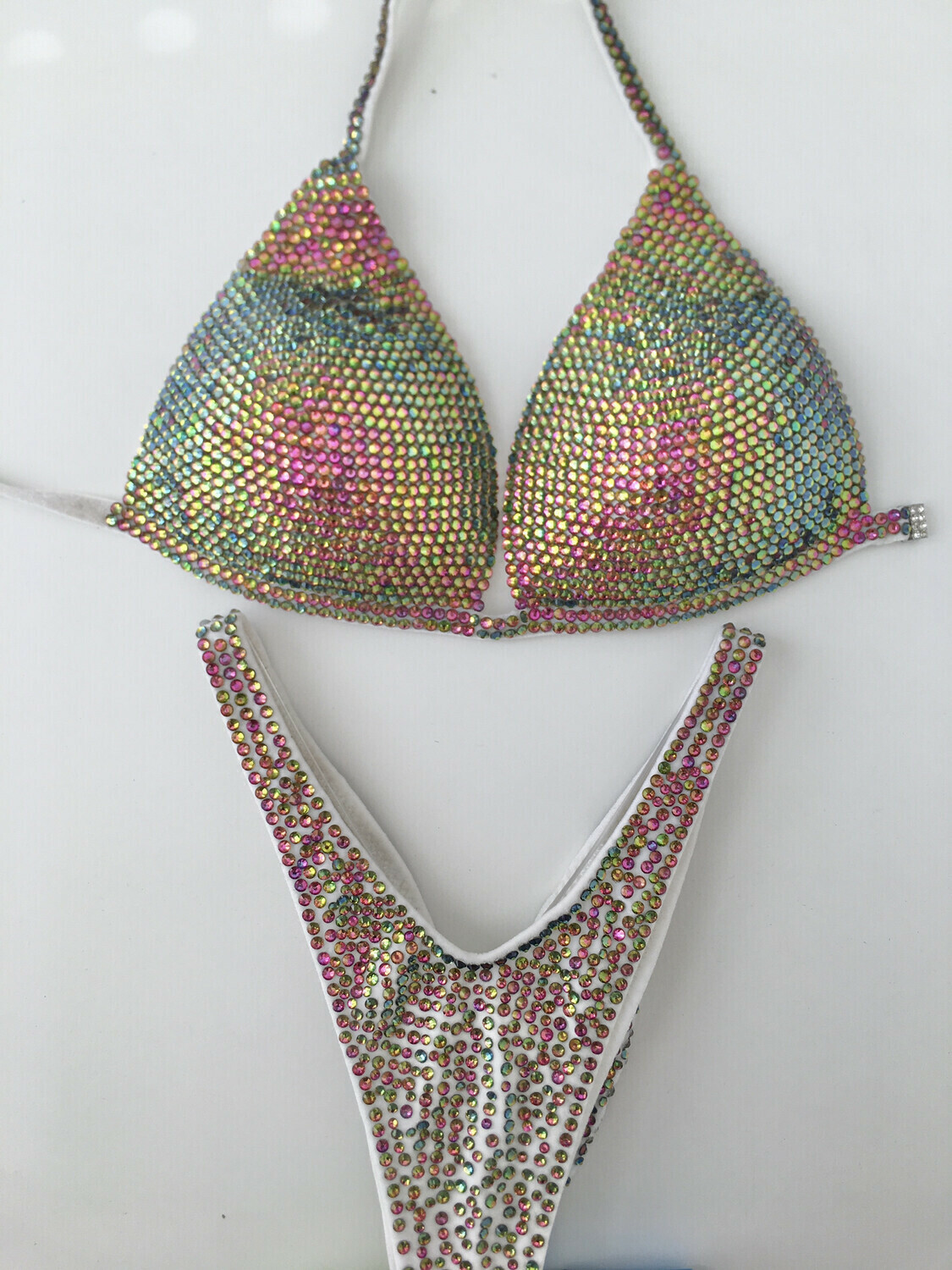 Custom design bikini, 1.Rhinestones design (Choose one to see the photo of the design): Chameleon