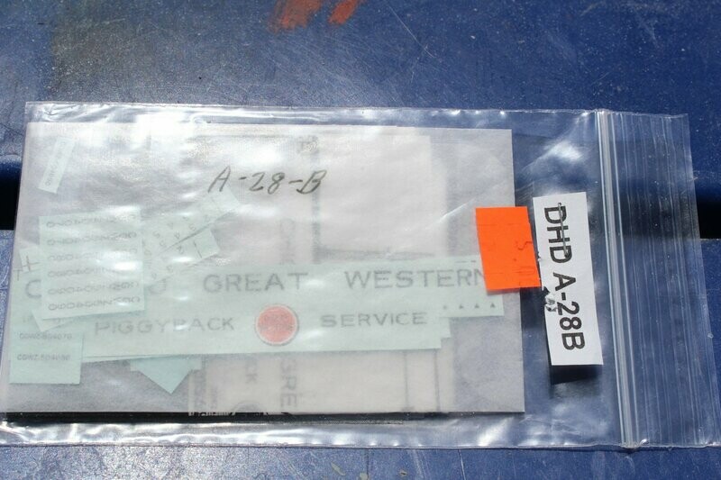 Great Western Piggyback Trailer Decal set