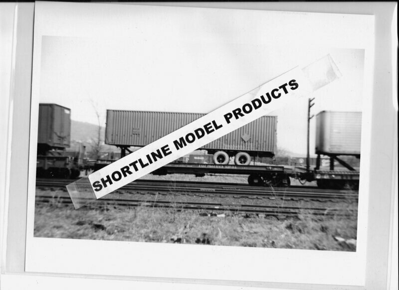 DLW 16696 FLAT W- BLE TRAILER