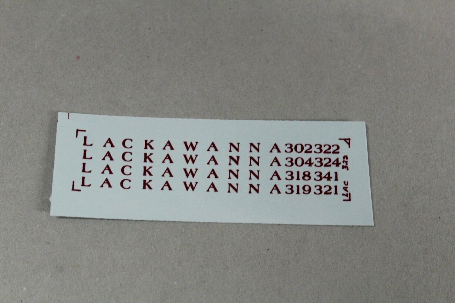 Lackawanna 9" HO Maroon letters & numbers
