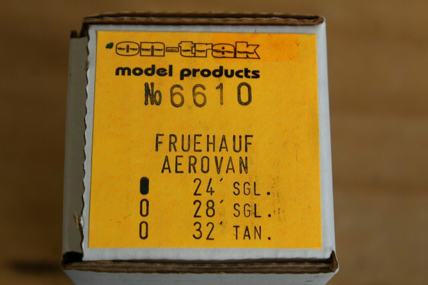 ON-TRAK 6610 24'FRUEHAUF AEROVAN SINGLE AXLE