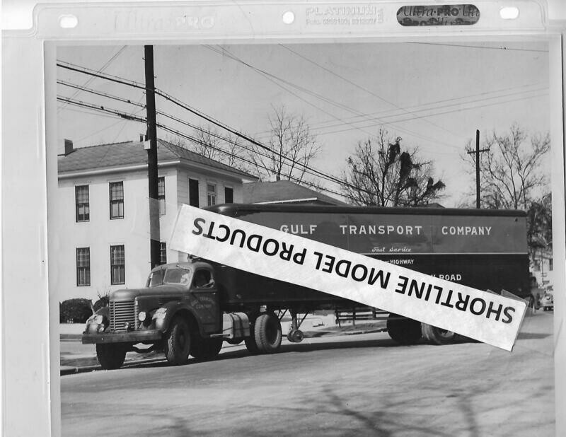 Gulf Mobile Ohio (GMO) Truck and Trailer
