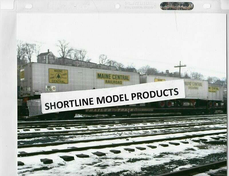 Maine Central (MEC)  RMEZ 207985 Trailer on GTTX 301252 Flat