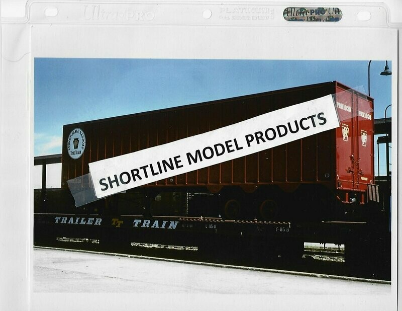 PRR  1026 on TT F-85 b Flat June 1960