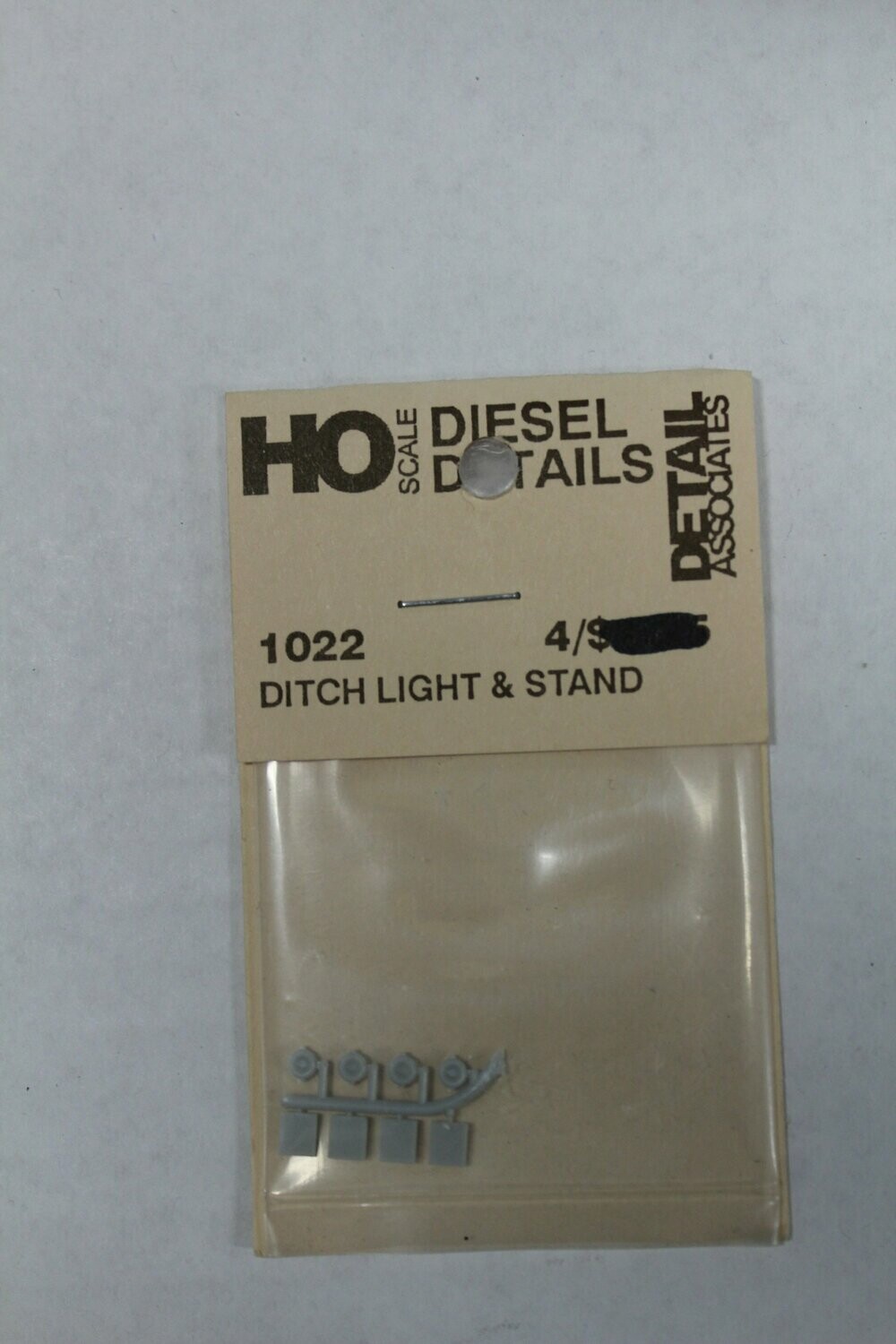 Detail Associates 1022 Ditch Light & stand