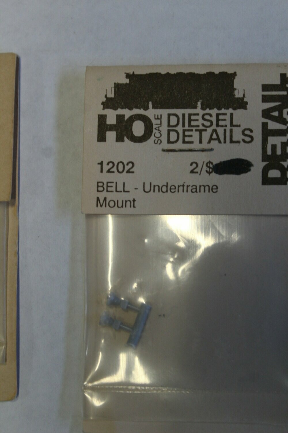 DETAILS ASSOCIATES 1202-2  BELL UNDERFRAME MOUNT (2)